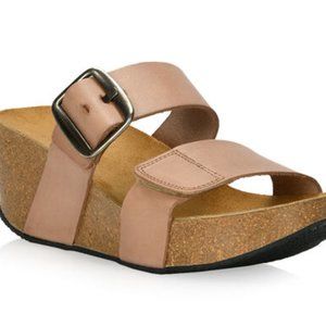 Browns Sandal Wedges-slightly used.